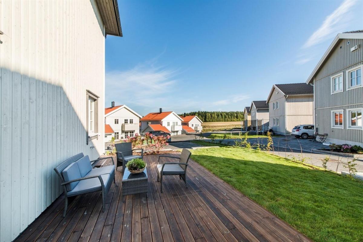 Villa Relax - Near Lillestrom, Ahus, Oslomet - Kjeller, Strommen, Lorenskog And Oslo Exteriér fotografie